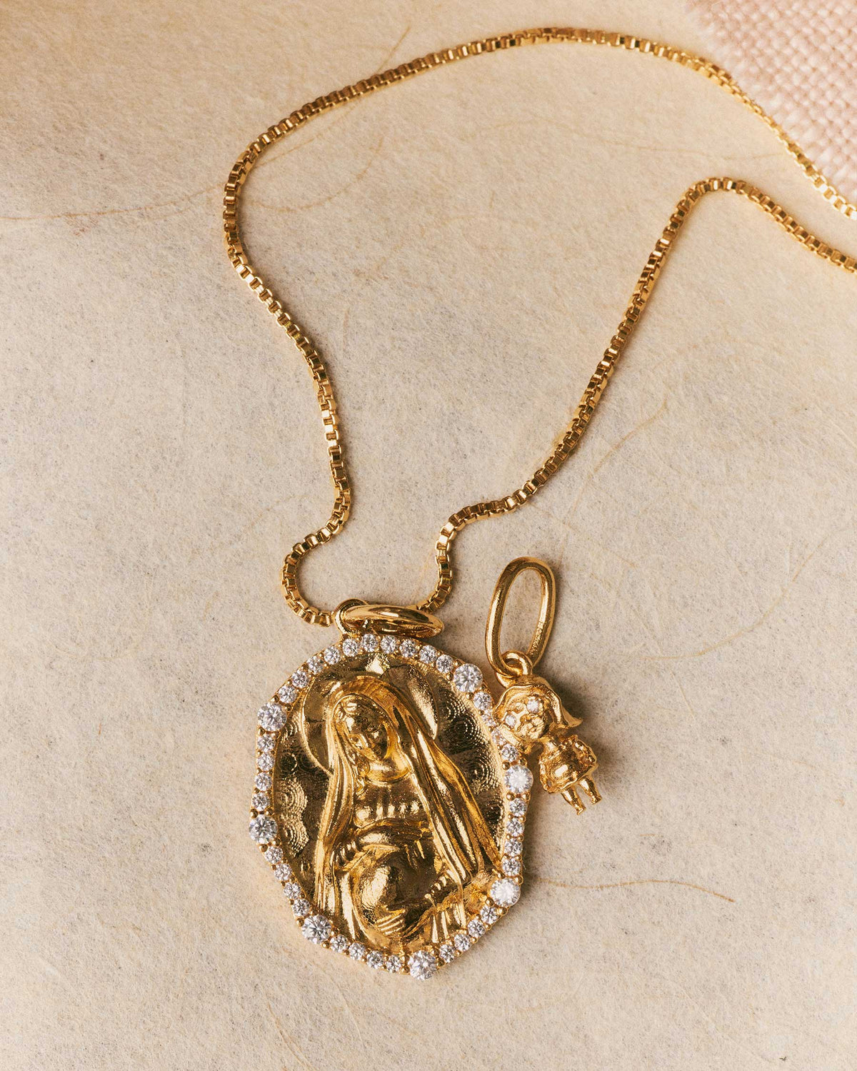 Classic Thin S Necklace