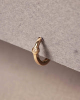 Pendiente Oro Macizo 9K Forever Mini Hoop | Diamante