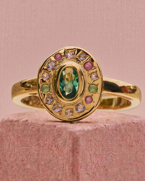 Bague Ovale Medium Nefertiti