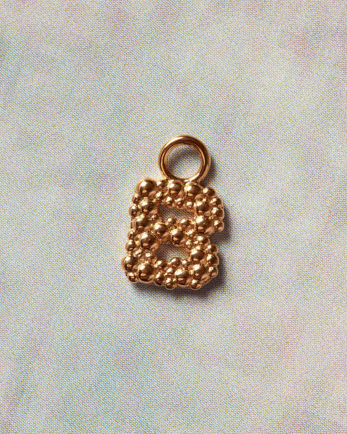 Charm Sand Dust Lettre B
