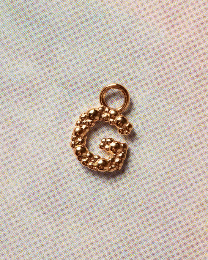 Charm Sand Dust Lettre G