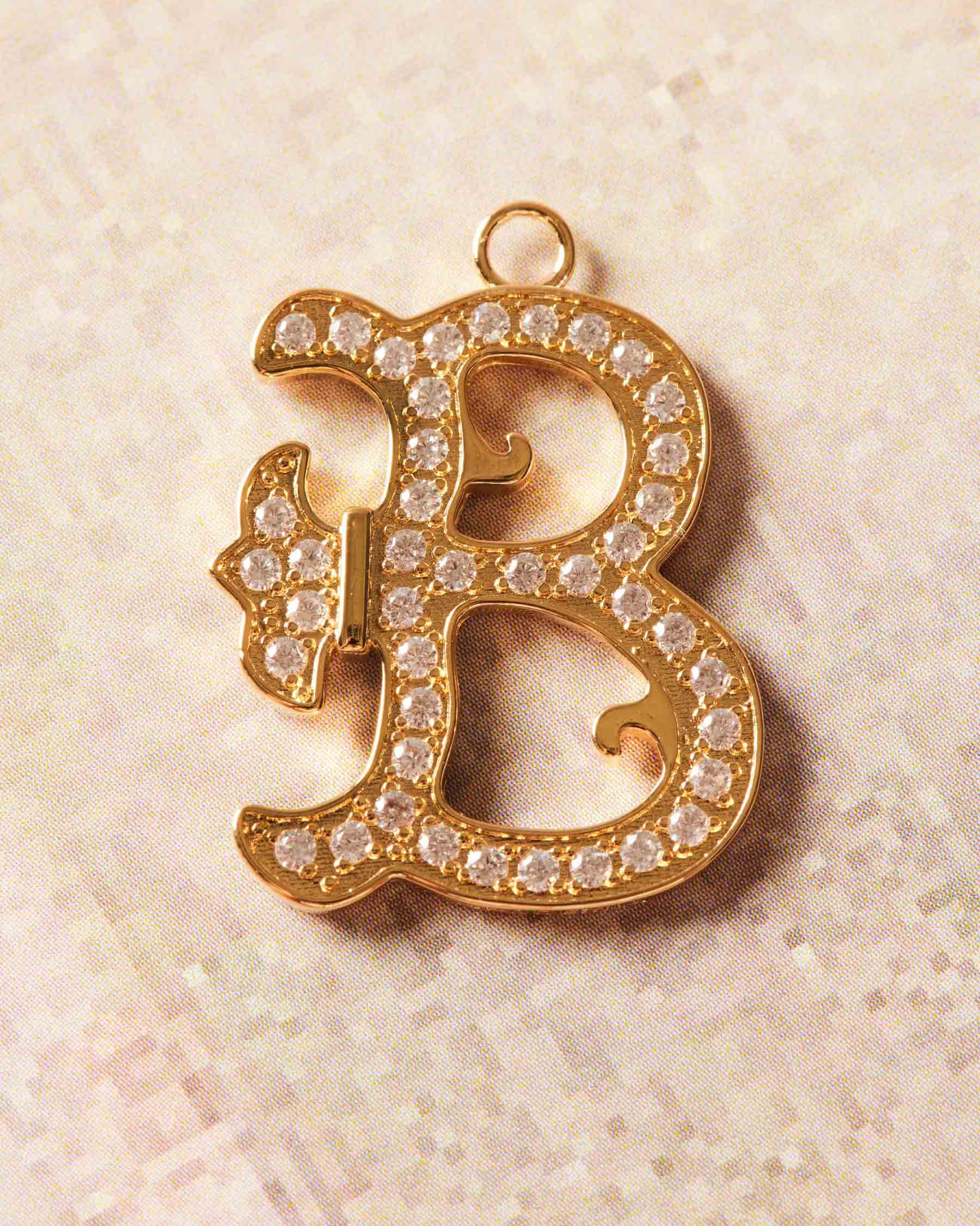 Vintage Charm Letter B