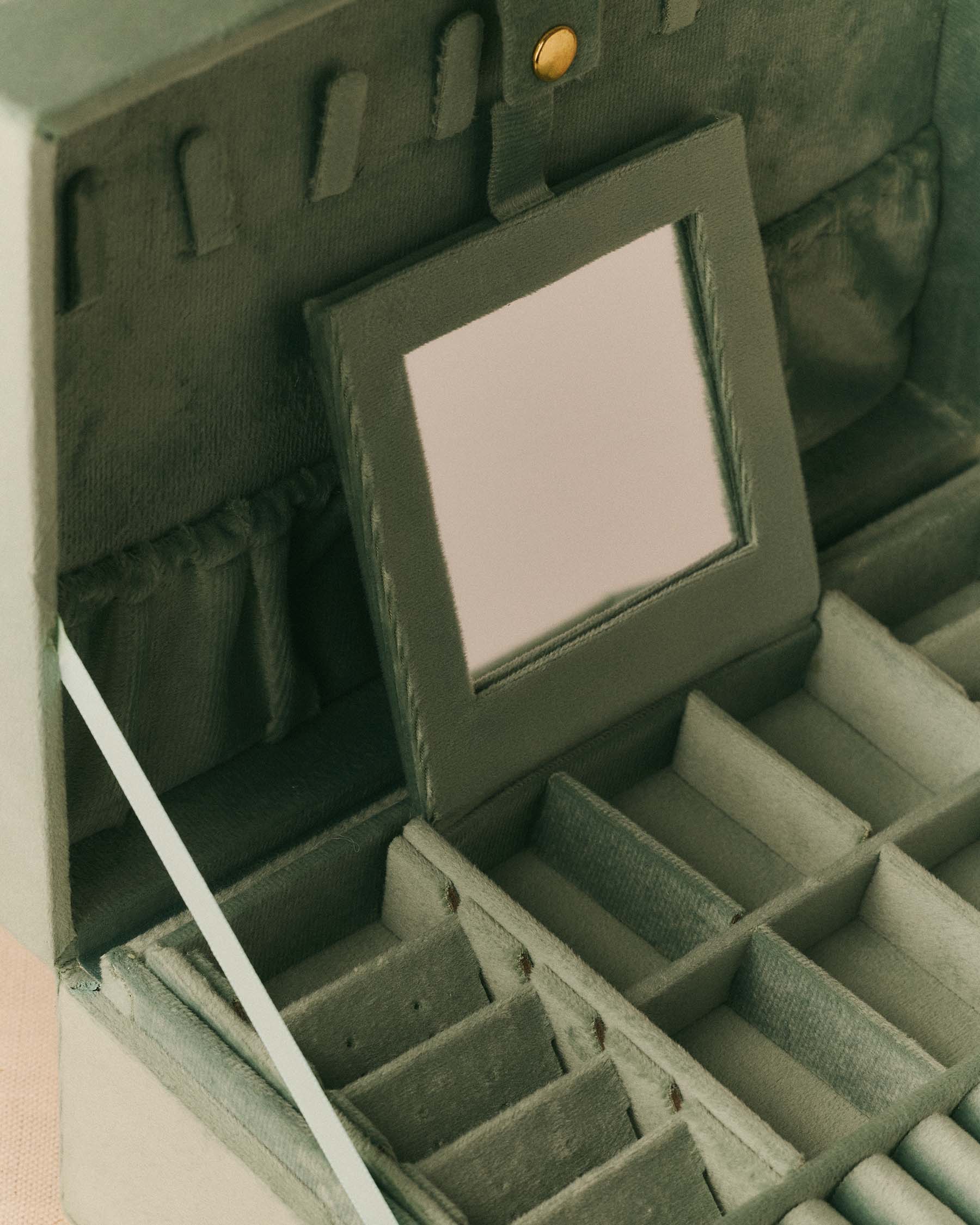 Velvet Xl Jewelry Box