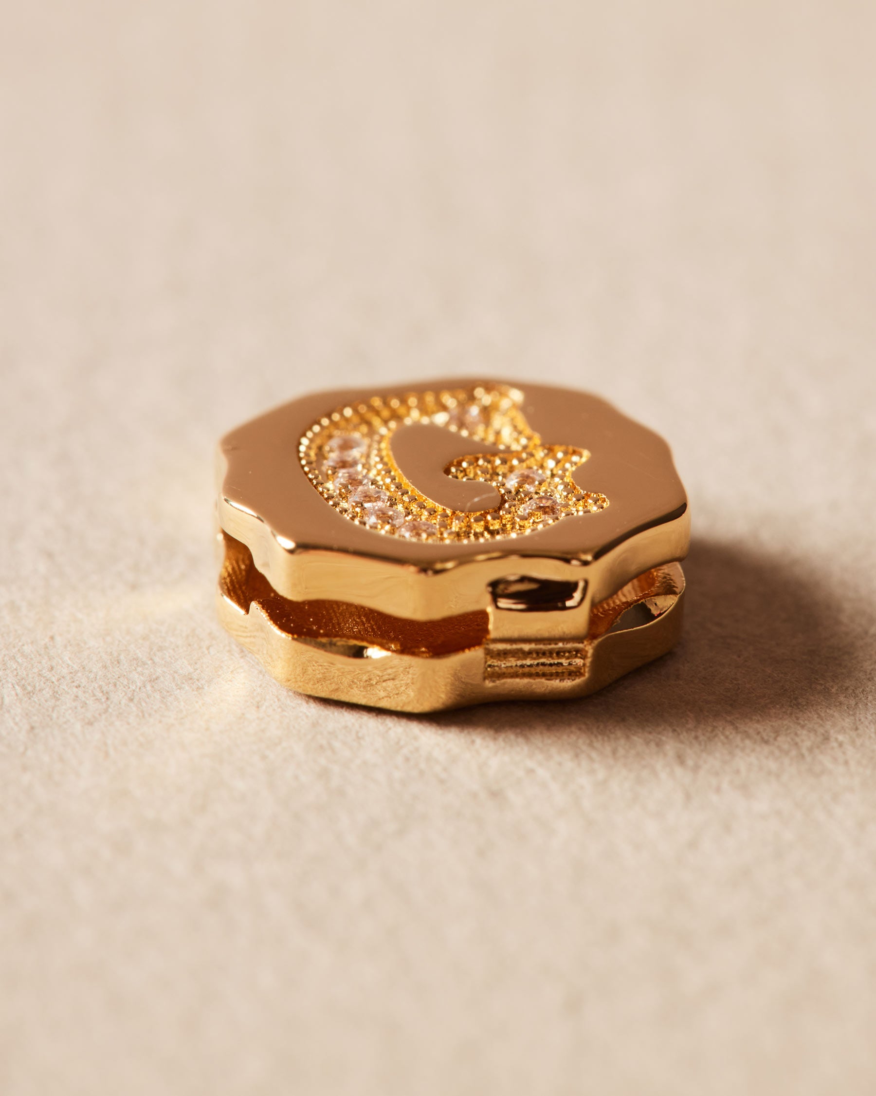 Charm Clip Bubble Vintage Letra G