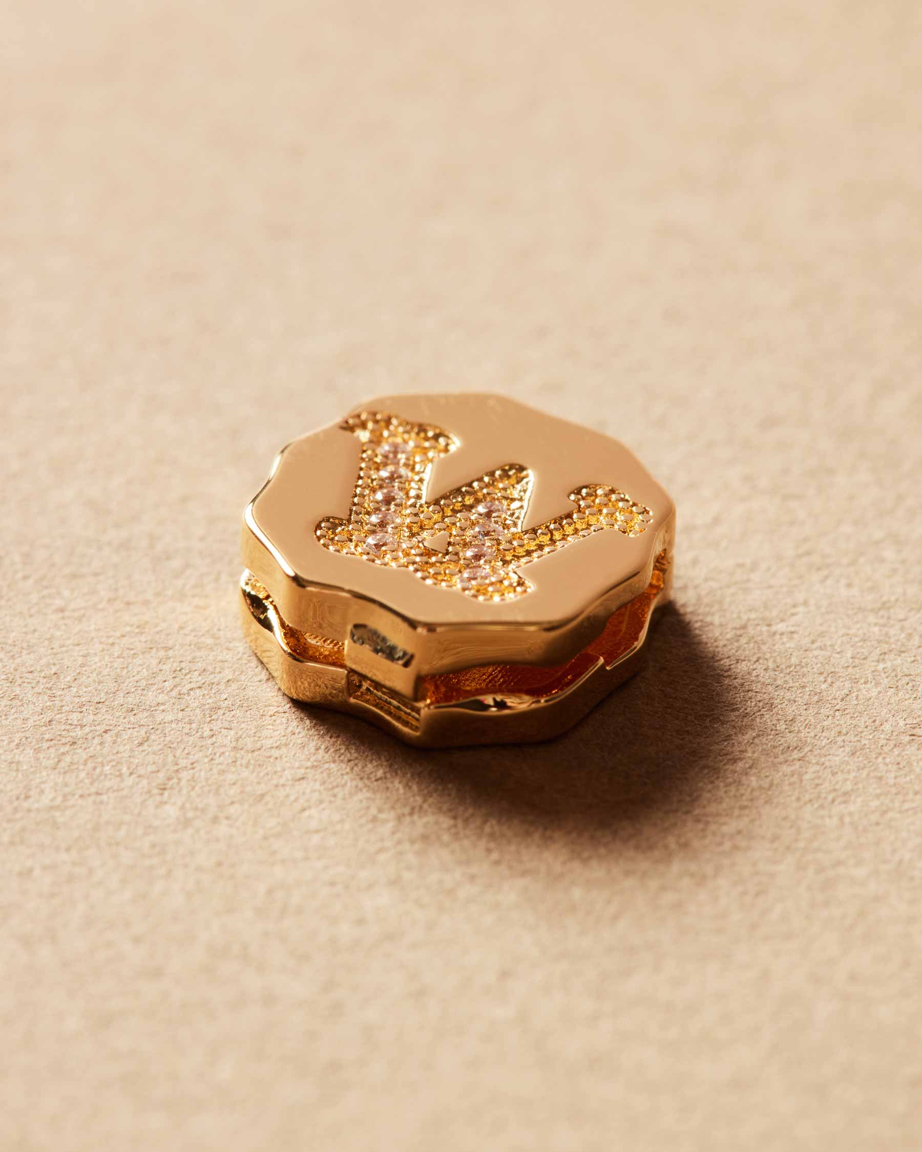 Charm Clip Bubble Vintage Letra W