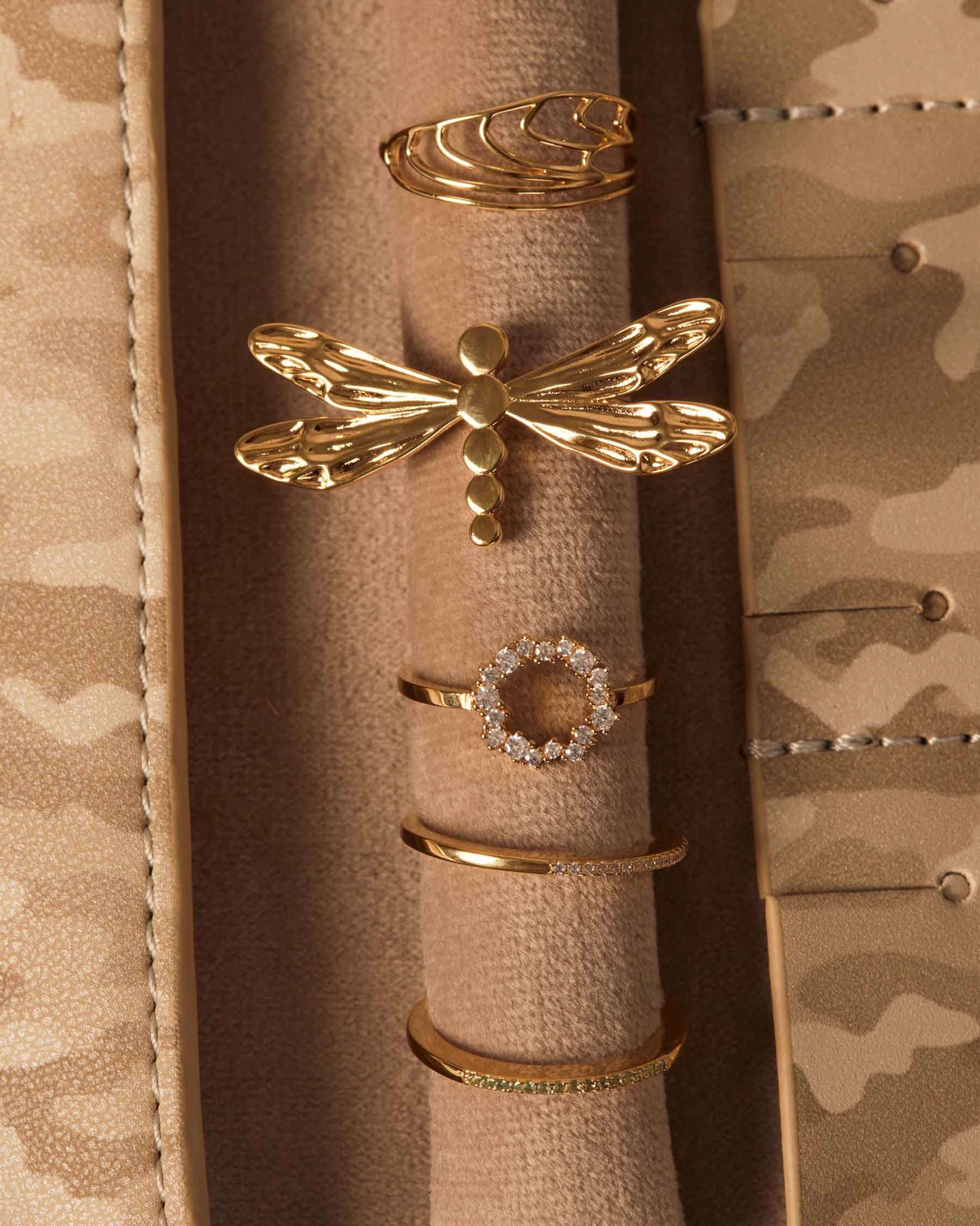 Roll-up Jewelry Box