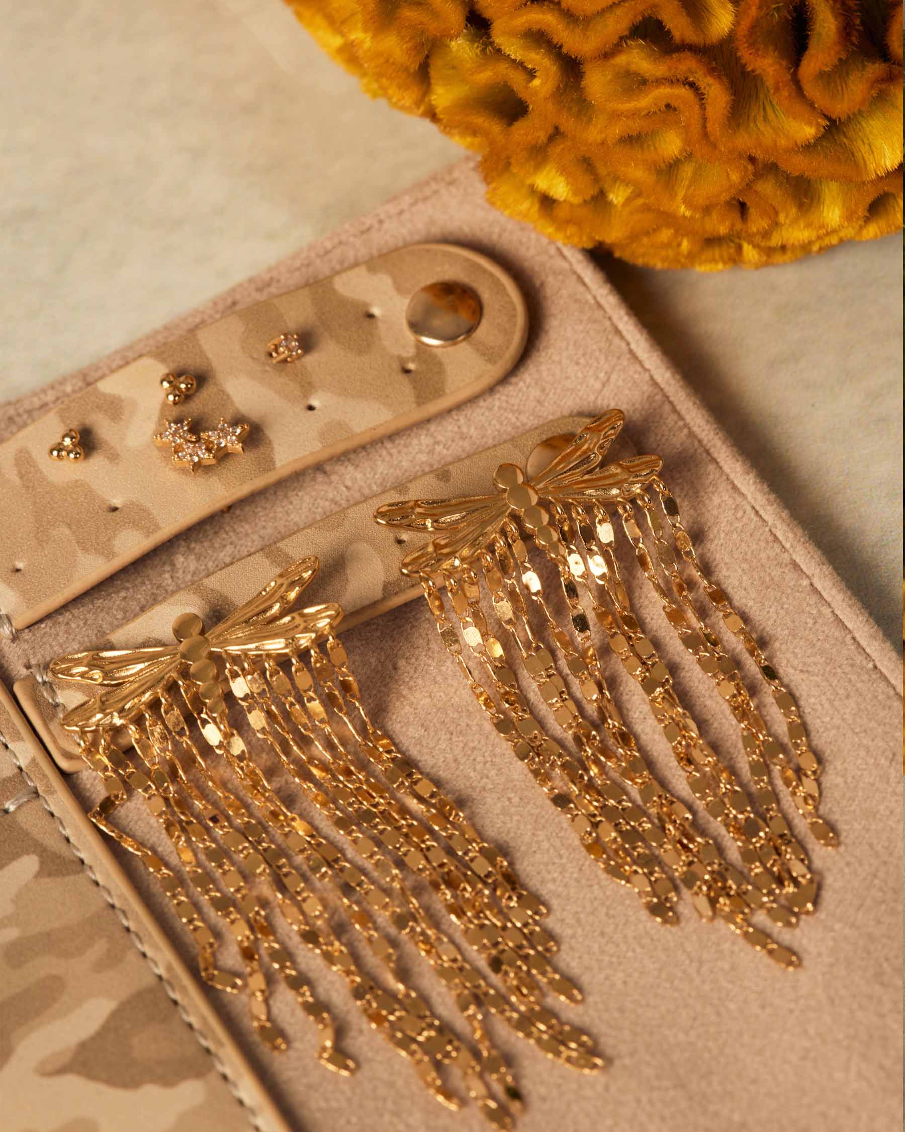 Roll-up Jewelry Box