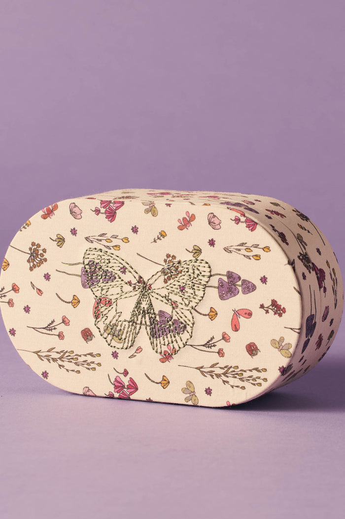 Oval flower jewelry box