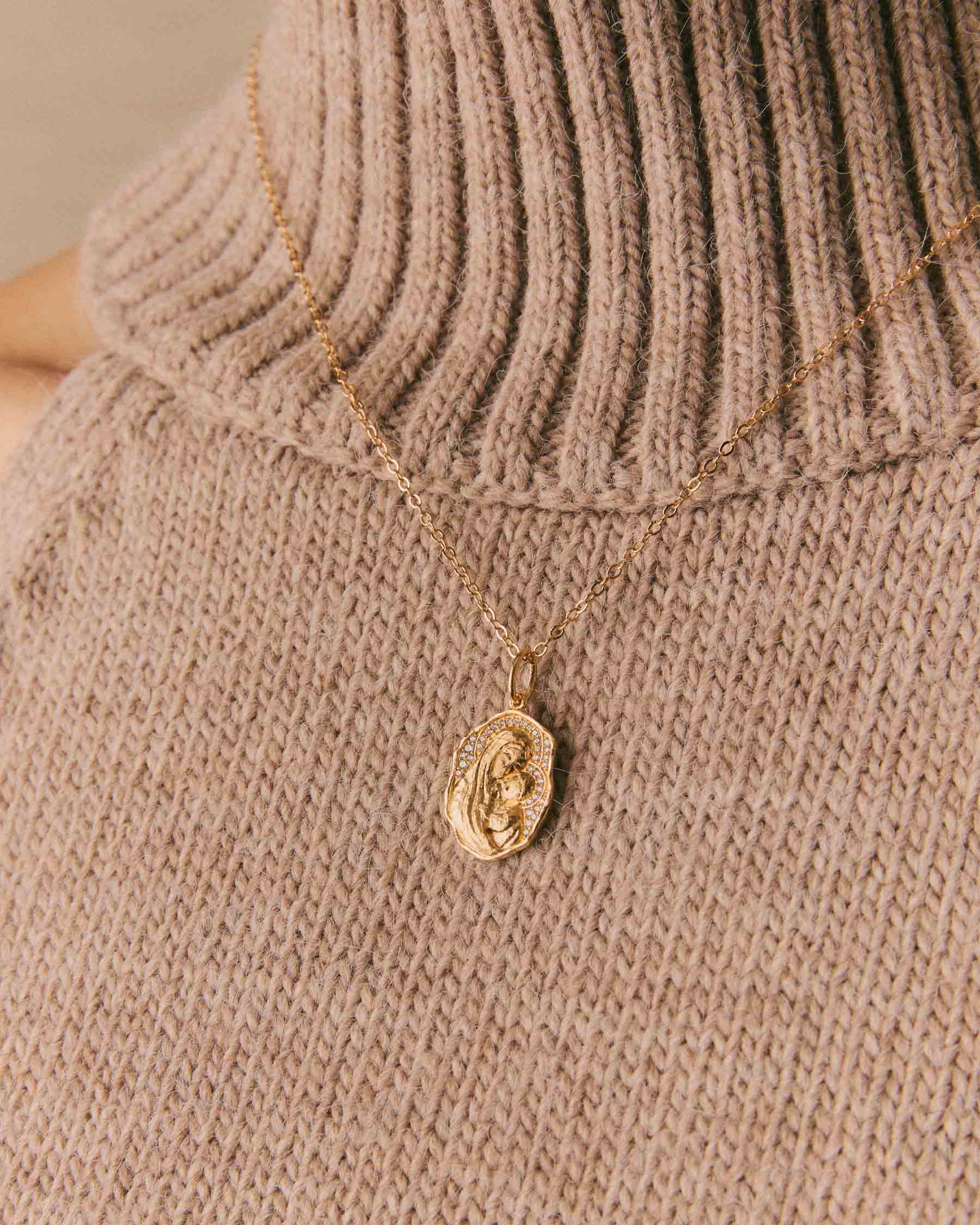 Charm de La virgen María y Niño