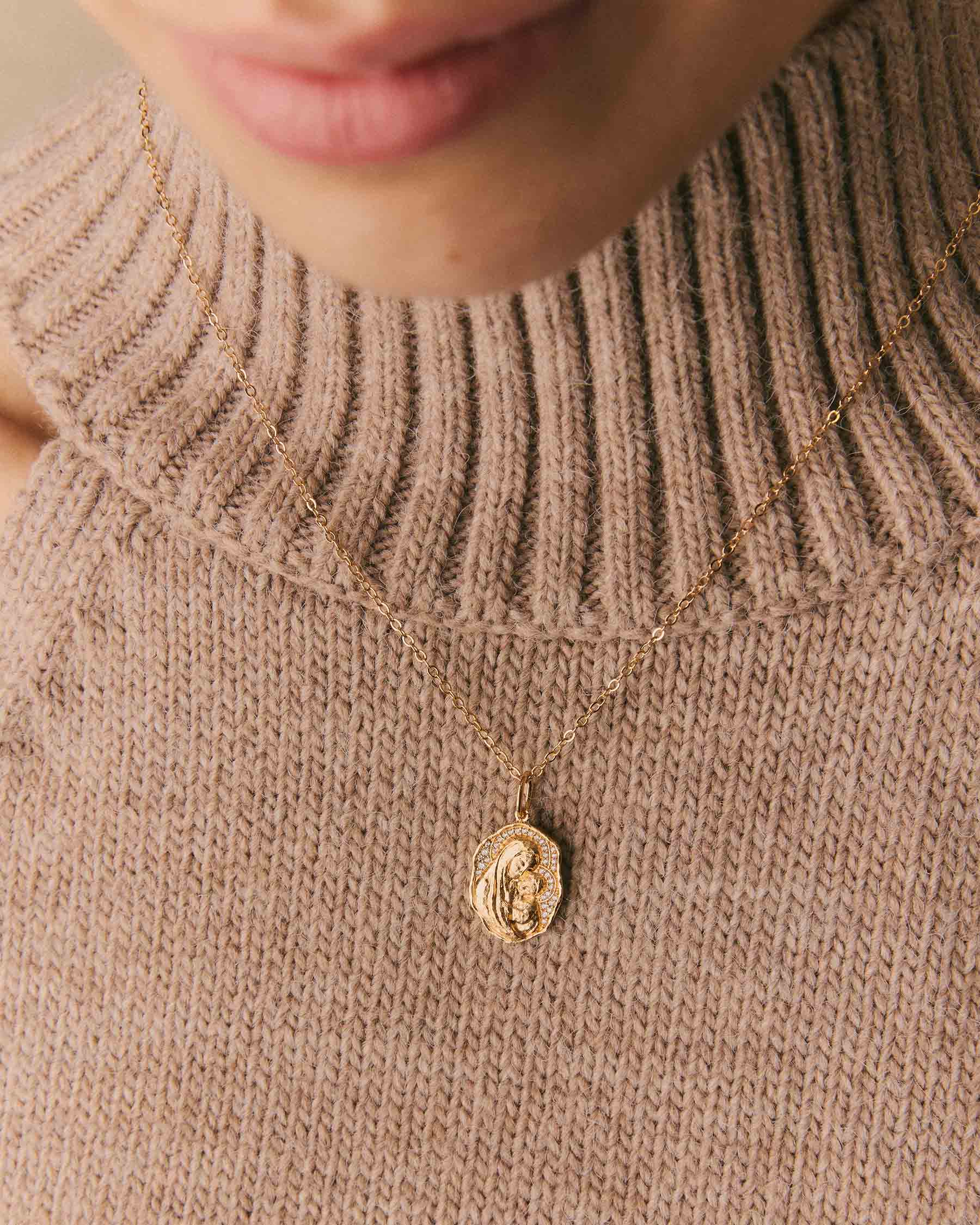 Charm de La virgen María y Niño