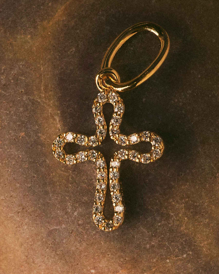 Charm Cruz Calada