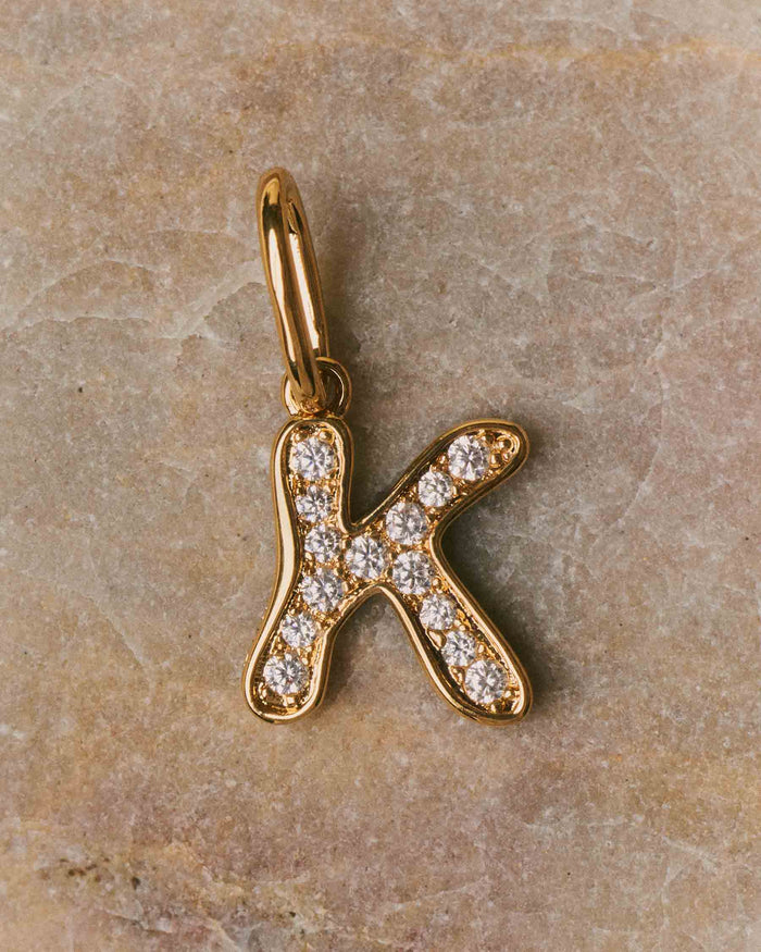 Charm Curve Buchstabe K