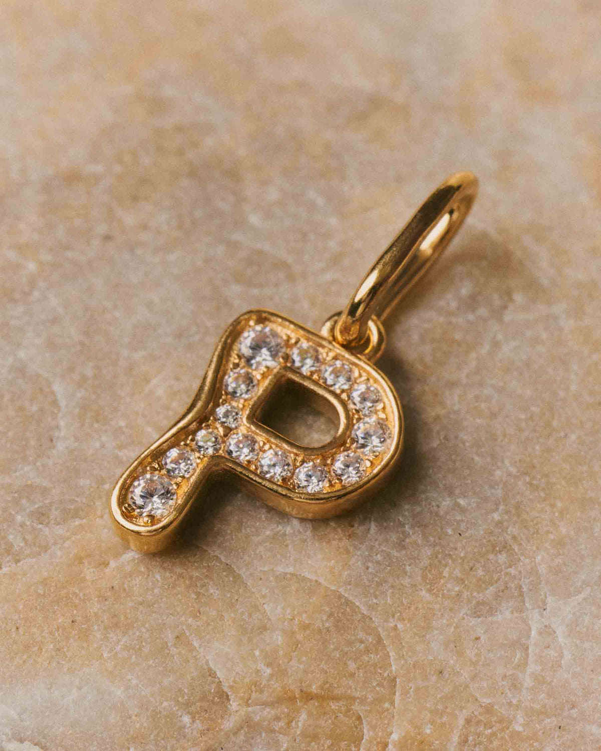 Charm Curve Buchstabe P