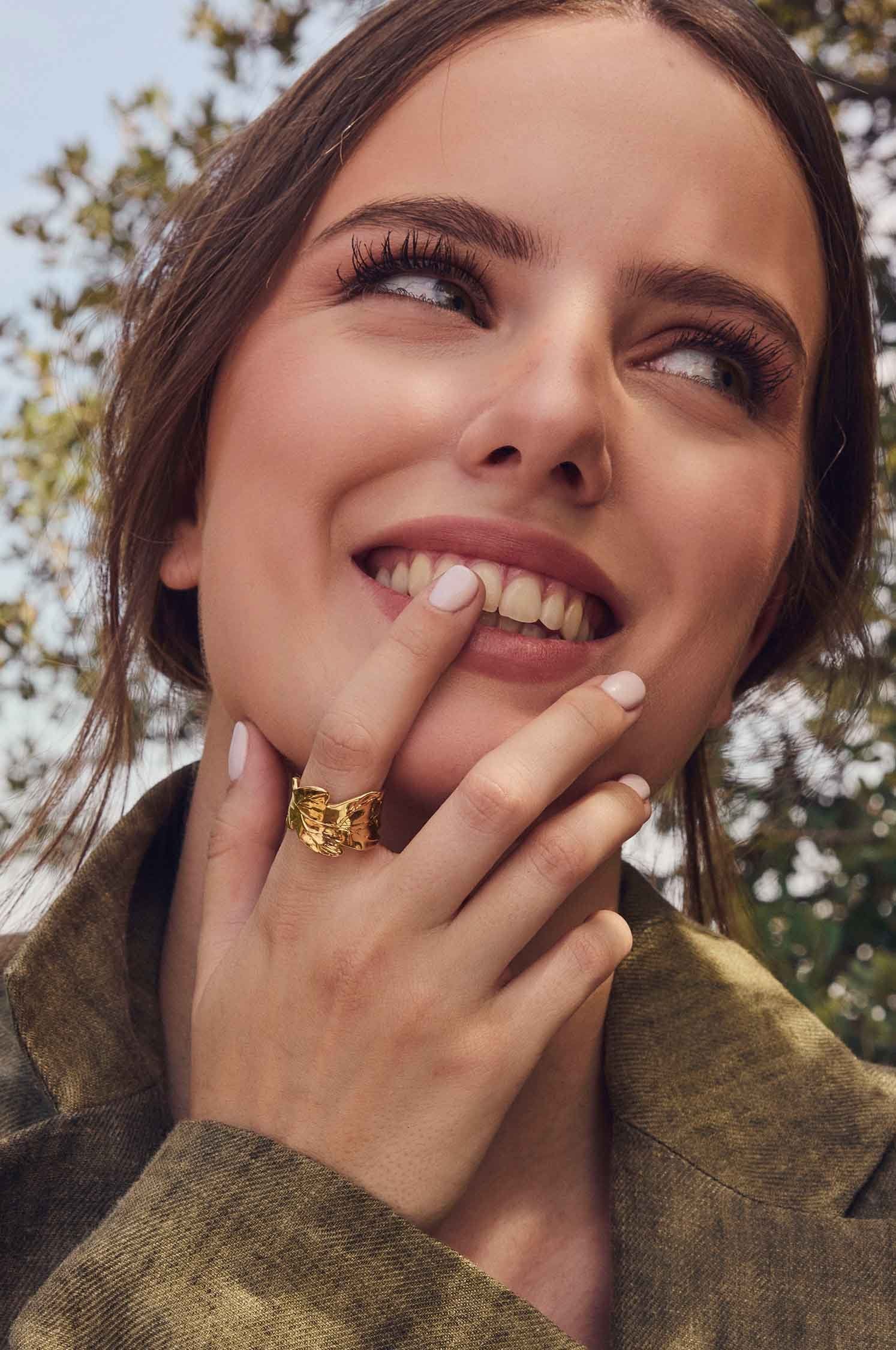 Ring into the woods