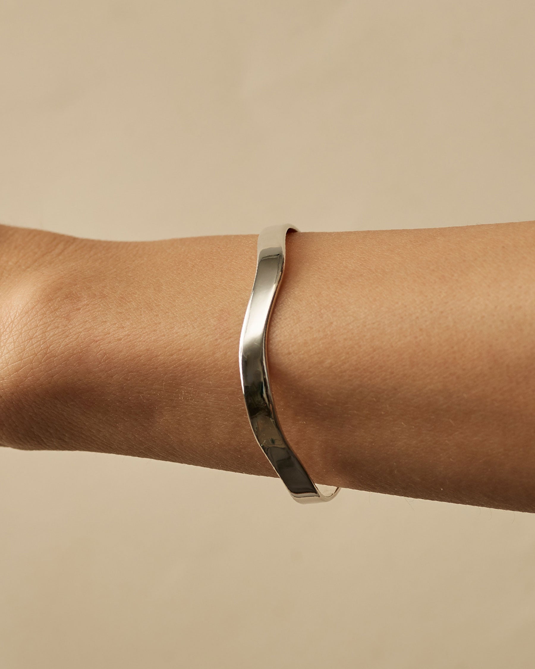 Spaceworm elegant bracelet | The Gray Box